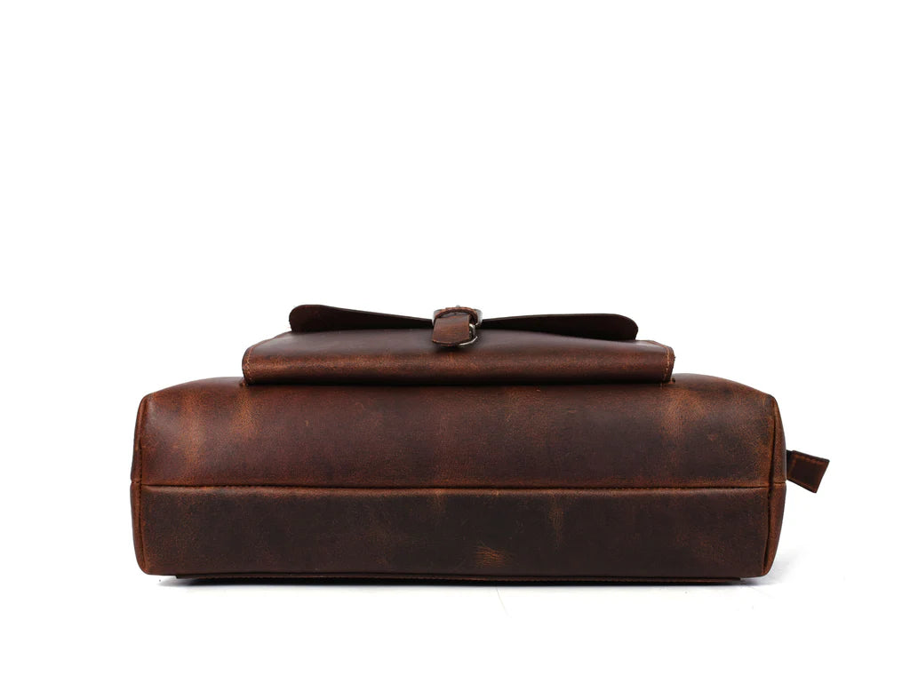 Voyager Leather Tote – Premium European Cow Leather Bag